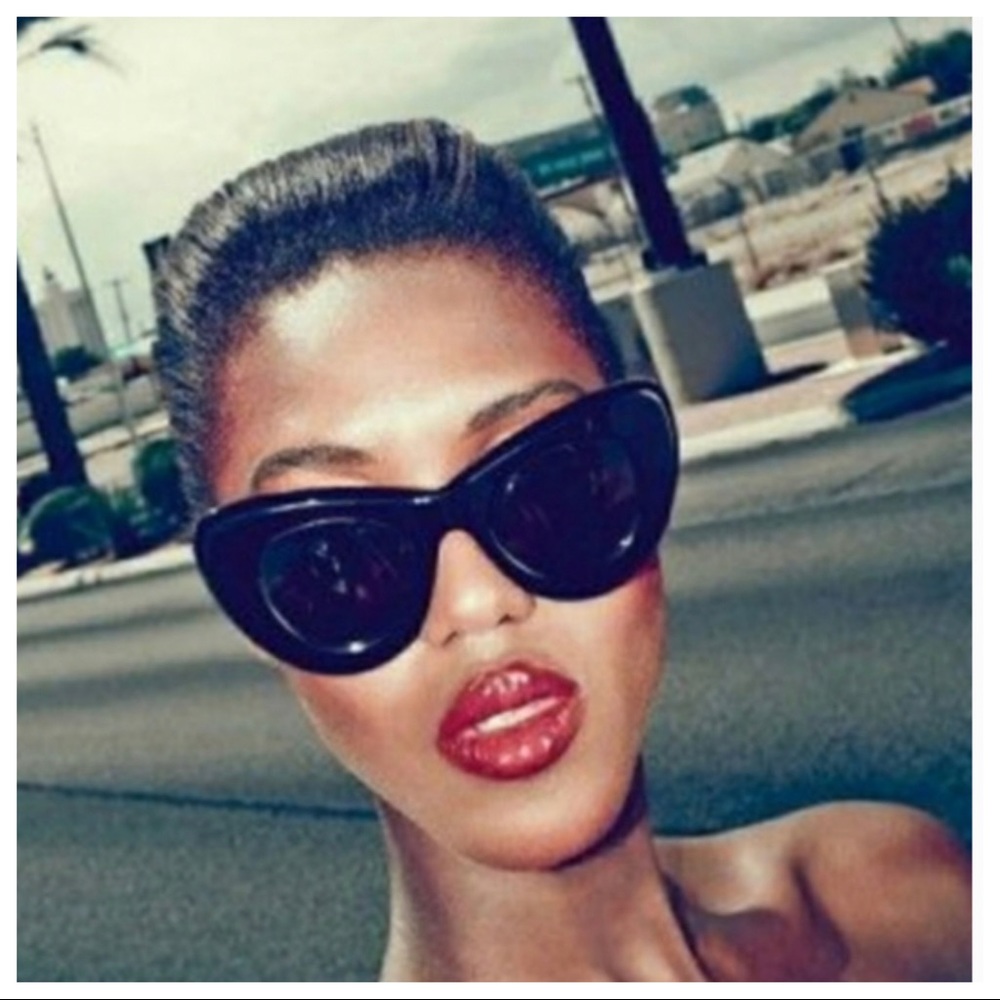 Retro Over Sized Cats Eye Sunglasses